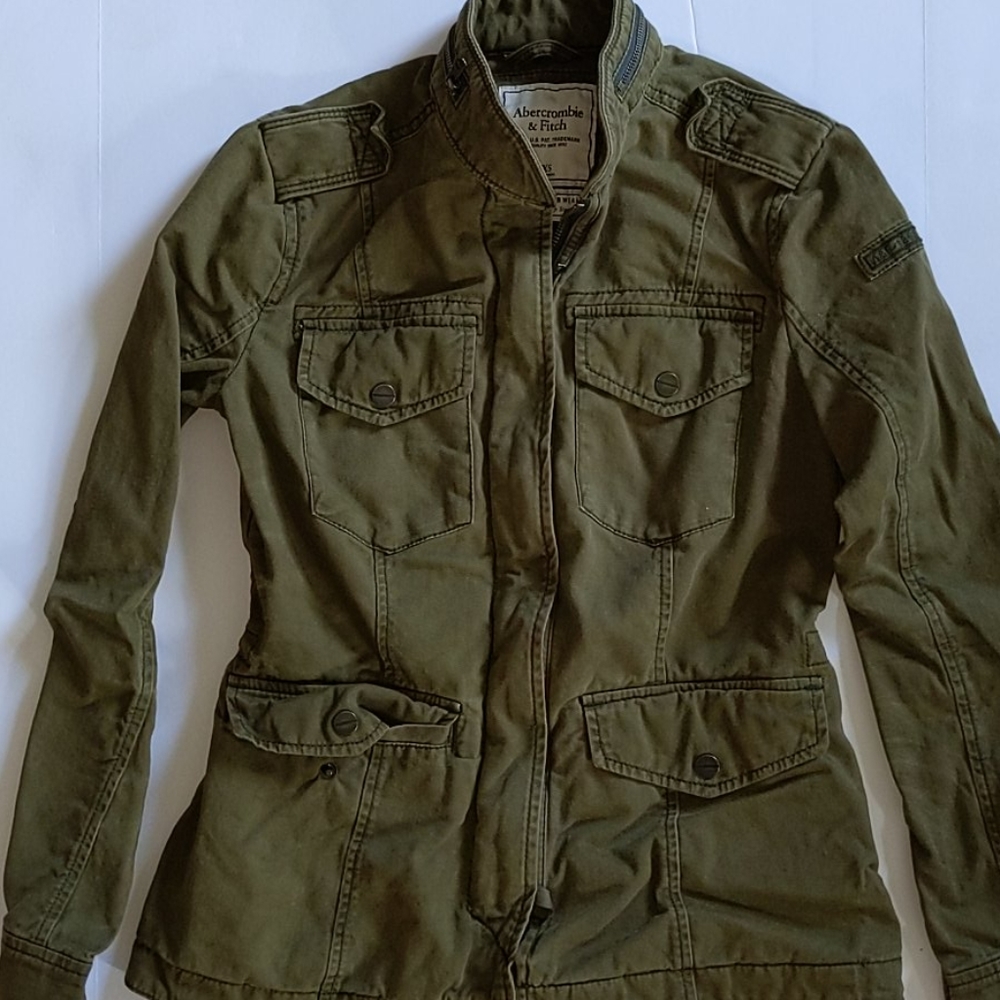 Abercrombie & Fitch hunter green jacket